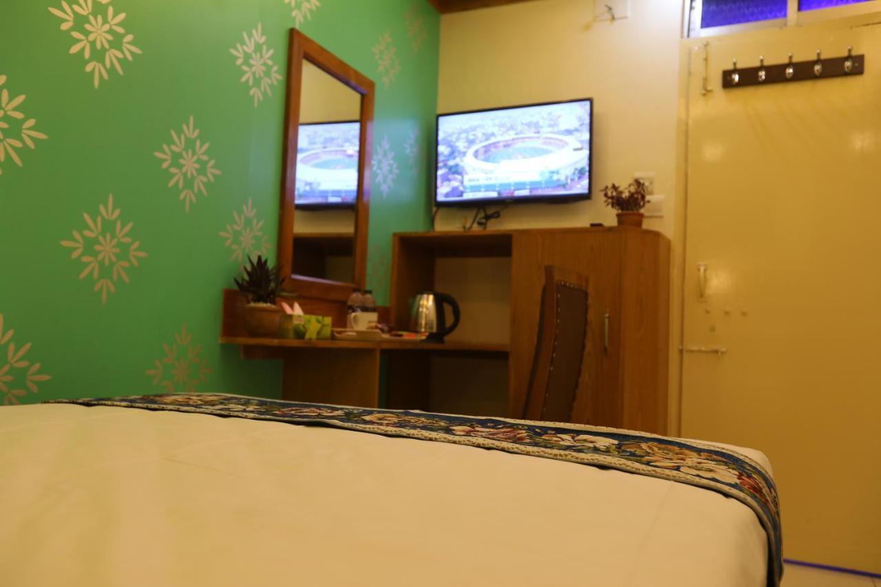 Hotel Shalimar Int'L Dhaka Ngoại thất bức ảnh