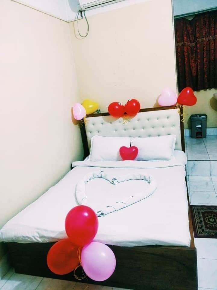 Hotel Shalimar Int'L Dhaka Ngoại thất bức ảnh